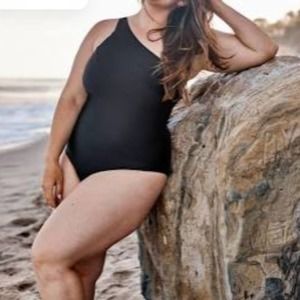 SUMMERSALT The Sidestroke Black Diagonal One Shoulder One Piece Bathing Suit 18